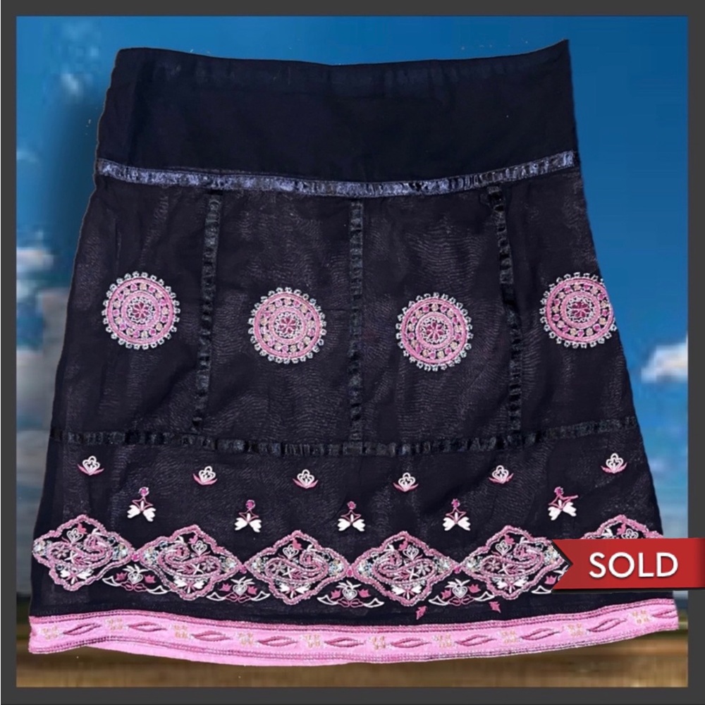 Black mini w pink & silver embroidery & pink lining, by Persaman New York (8)